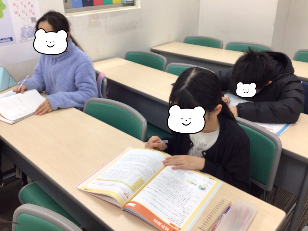 小4の授業の様子