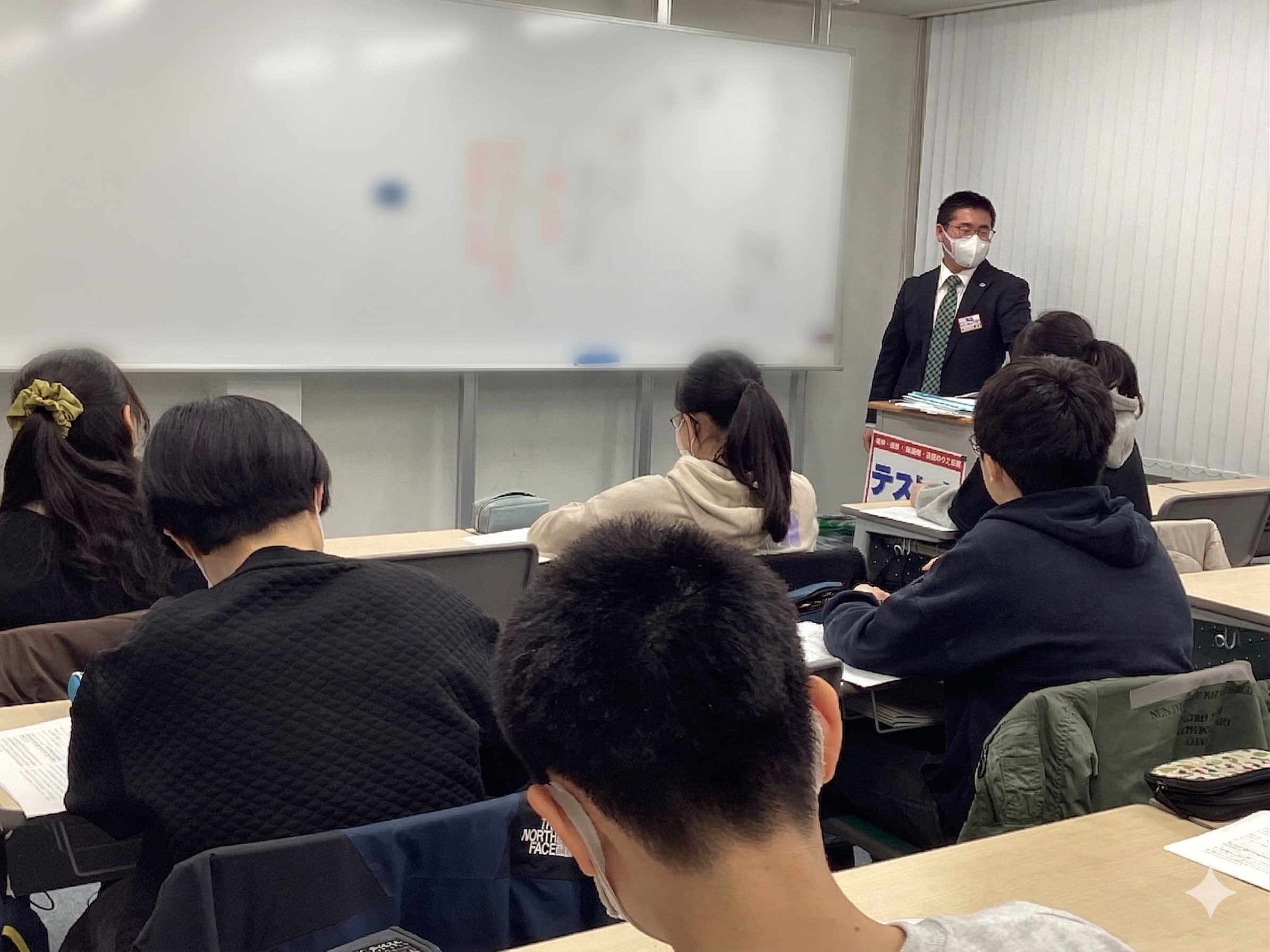 受験生としての自覚が、その背中に。中3春期セミナー国語特化速報！