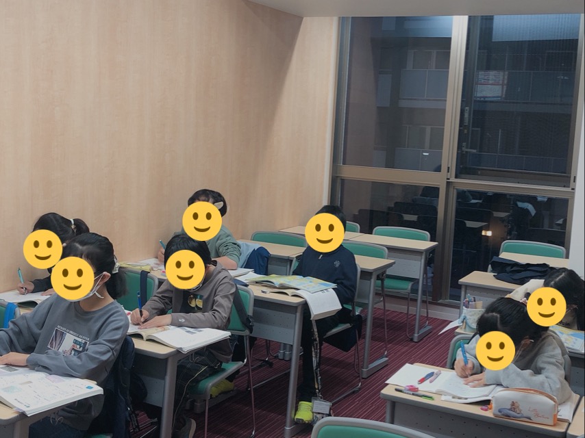 b1e9ed49-01c9-4747-a927-8f6b71a223d4