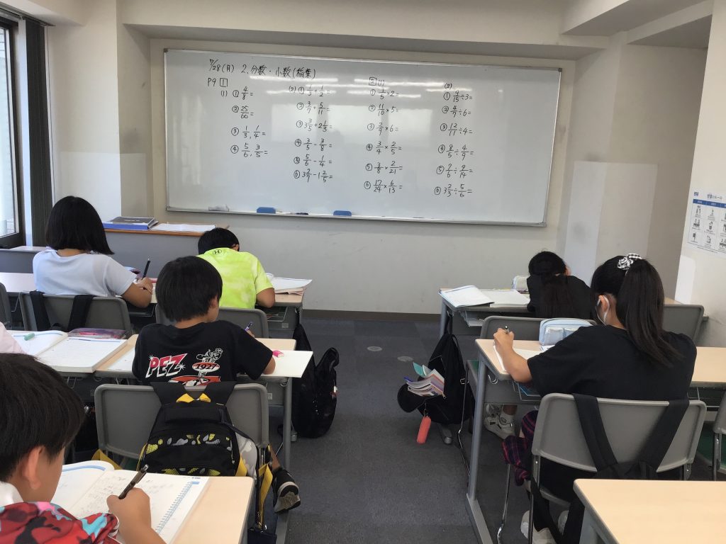 小３、小４、小５、中２夏期講習会スタート