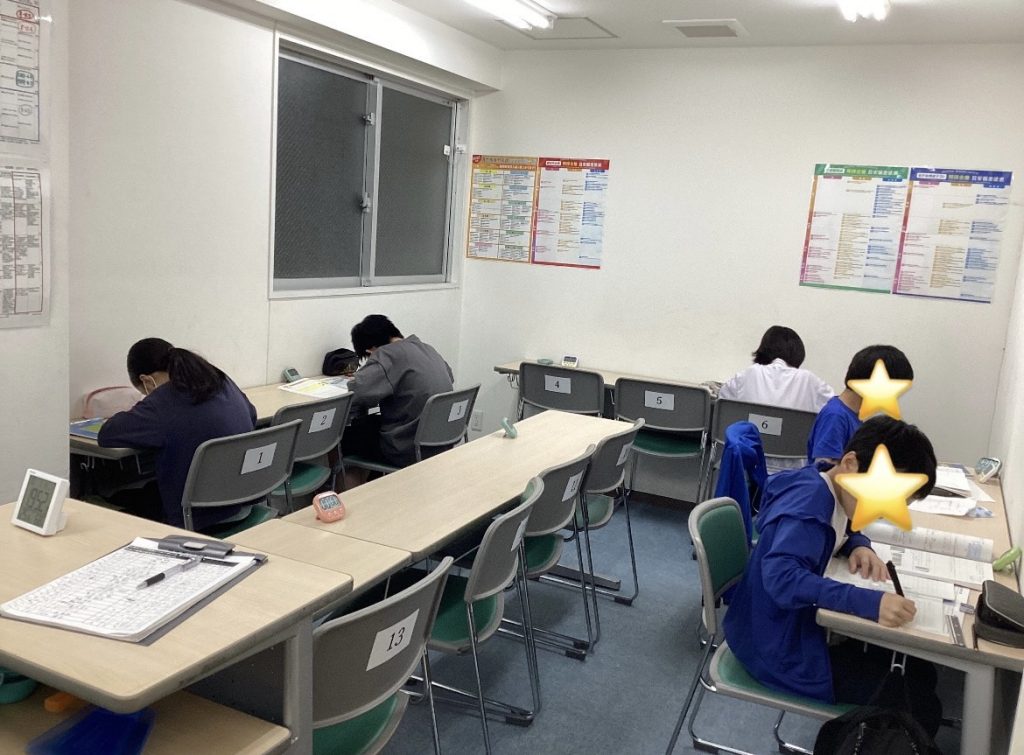 10/1　ご挨拶・自習室の様子