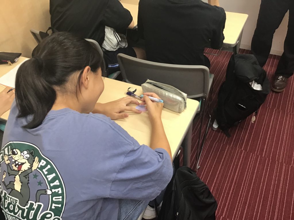 国立通信No.40～団結旗作成中！～