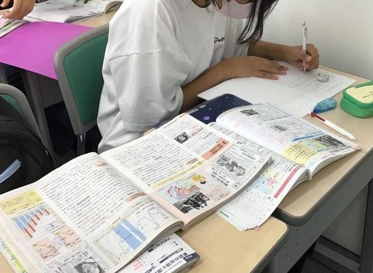 <h2 >定期テスト対策 実施のお知らせ</h2>