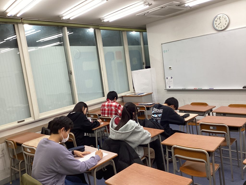 つかのまの休息(春期講習３日目)