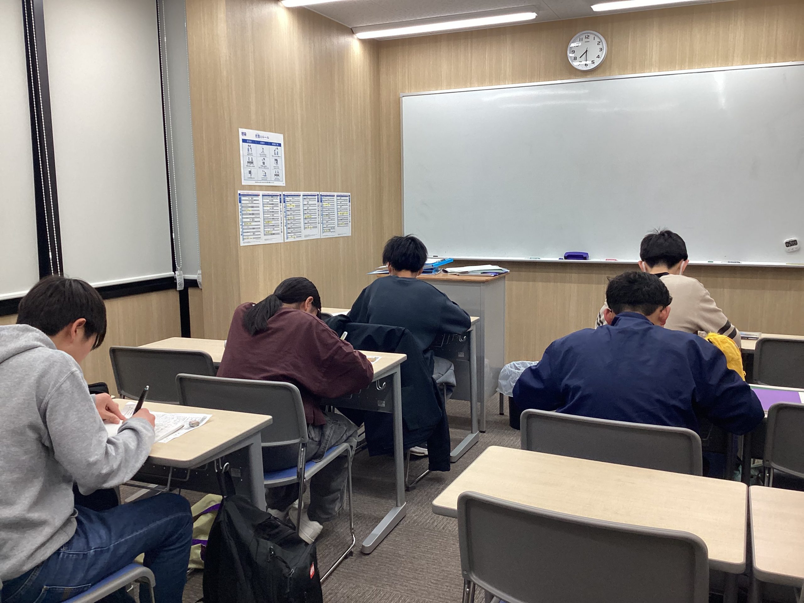 【ena北小金】休み時間も真剣に！毎回の小テストで基礎を固めよう！