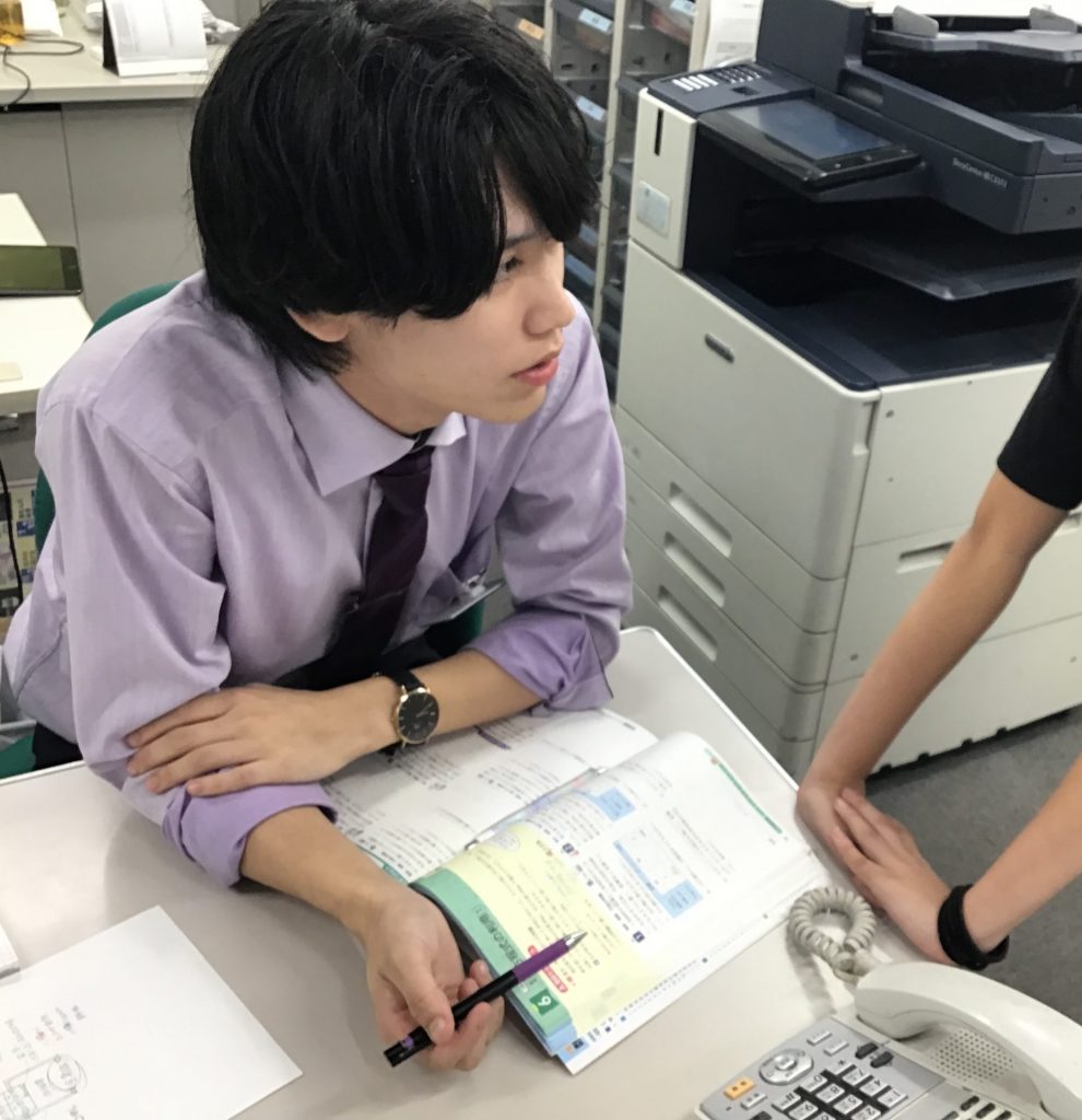 自己紹介～根性の先生～