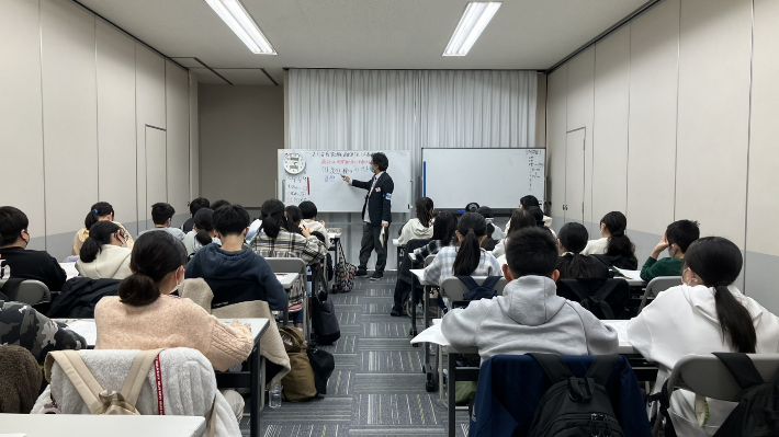 ニューみなみ会場での授業風景(12月30日)